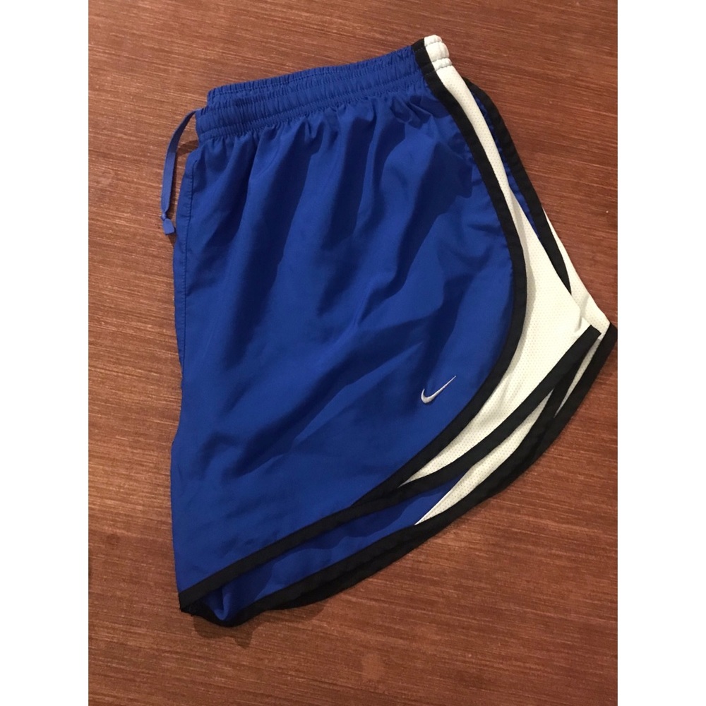 Nike Shorts (North)